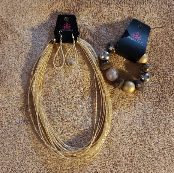 Set of 7 jewelry pieces, 3 sets - Picture 3 of 4